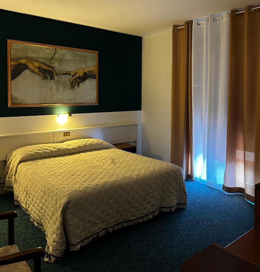 Hotel Rey'S Montegrotto Terme Exterior photo