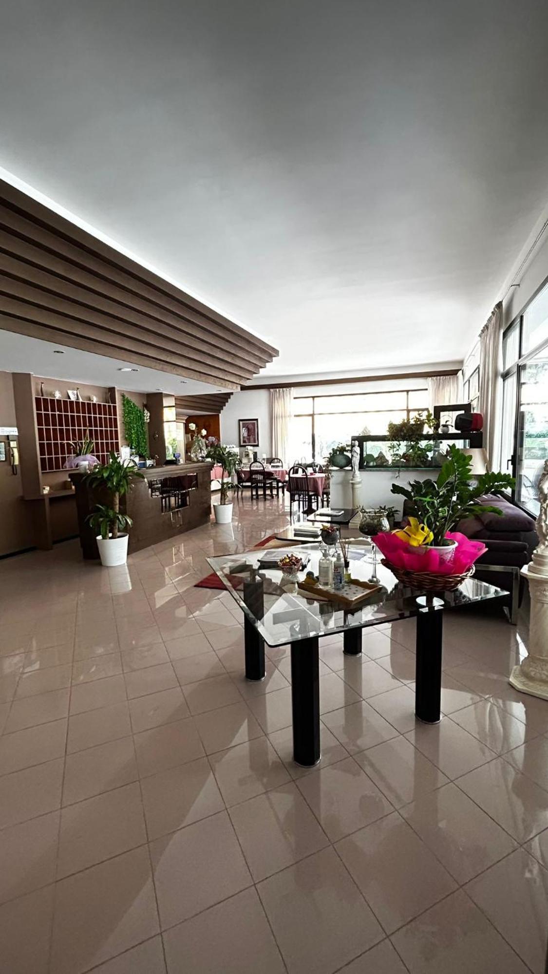 Hotel Rey'S Montegrotto Terme Exterior photo